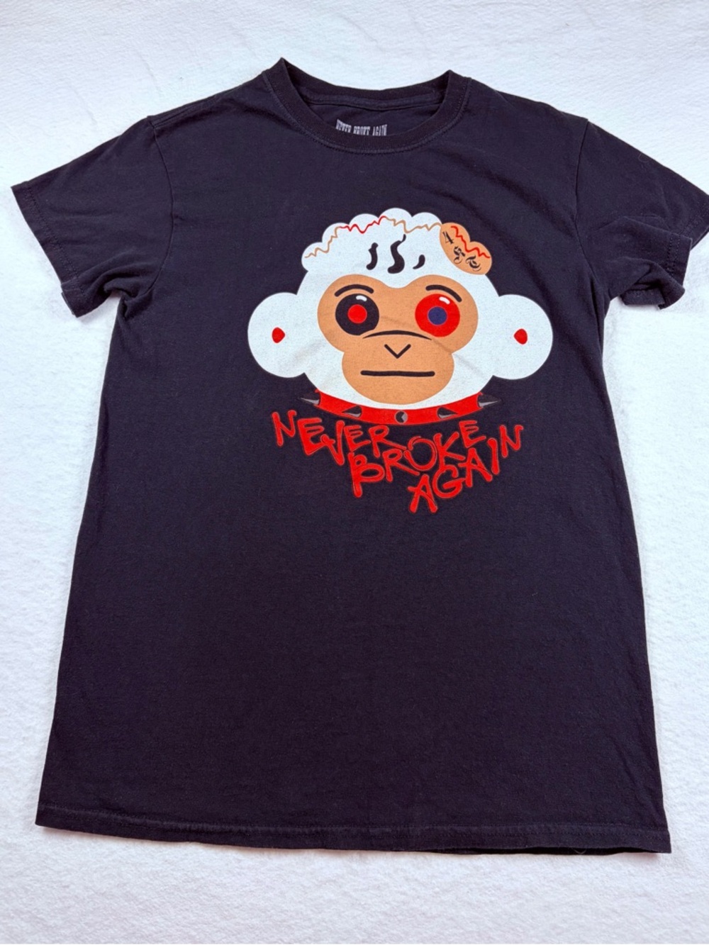 Black Graphic Short-Sleeve Tee with Red & White Monkey‎ Motif